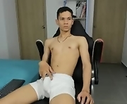 free webcam sex with gay 18-year-old cam boy with big cock