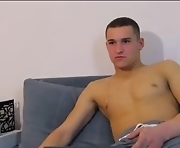free webcam sex with  21-year-old cam boy with athletic body