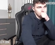maxxxbailey - webcam sex boy bisexual  23-years-old