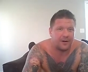 free webcam sex with straight 39-year-old cam boy with muscular body and big cock