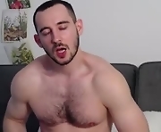 free webcam sex with  27-year-old cam boy with muscular body
