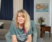 emberpheonixxx - webcam sex girl  blonde 51-years-old