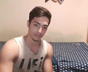 free webcam sex with  21-year-old cam boy with muscular body
