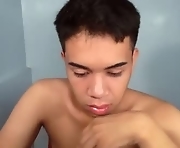 ur_cutiesthotasianxx - webcam sex boy straight  21-years-old