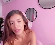 emillygonzalez - webcam sex girl   20-years-old