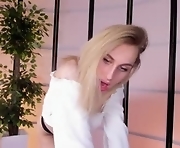 mirareid is cute shemale. 20-year-old webcam sex model. Speaks english