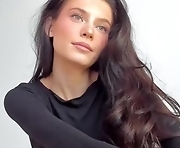 _isiah is crazy webcam girl. -year-old. Speaks english