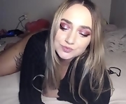 sweet_coral - webcam sex girl sweet  25-years-old
