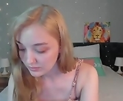 sofie_snowcat - webcam sex girl shy blonde 23-years-old