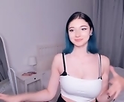 your_desssert is shy webcam girl. 18-year-old. Speaks english
