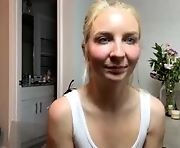 littlelanaxo - webcam sex girl  blonde 24-years-old