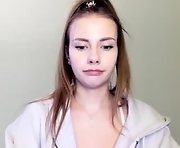 hustleebabyy_vikki - webcam sex girl shy  25-years-old