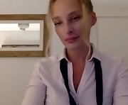 marilyndevilish - webcam sex girl   28-years-old