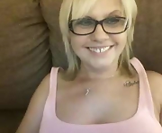 amberdoll4u - webcam sex girl   57-years-old