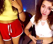 riri_rich - webcam sex girl   18-years-old