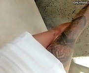 n_o_v_a - webcam sex girl   -years-old