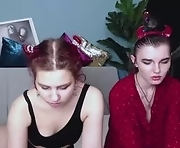 emillyrouse - webcam sex couple lesbian  19-years-old