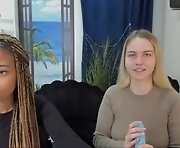 free live sex with sexy 20-year-old cam  couple mary_mooore