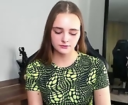 misssofia_sun - webcam sex girl shy  18-years-old