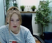 ghostly_temptation - webcam sex girl shy  21-years-old