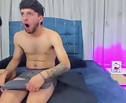 ari_and_loggan - webcam sex couple   -years-old
