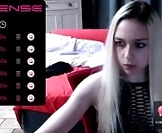 blondiebubblebooty is webcam girl. 24-year-old blonde with muscular body. Speaks english, italian