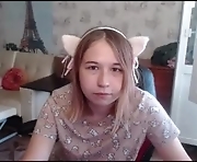 emilyway - webcam sex girl   20-years-old