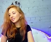 free live sex with  19-year-old cam  girl madelinejakson